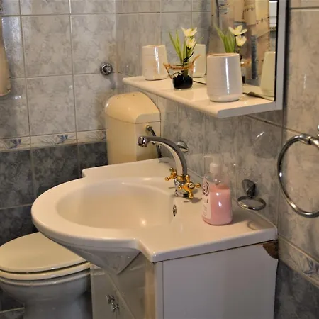 Apartmaji Natura Kolpa Adlesici