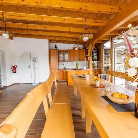 شقة Apartmaji Natura Kolpa *