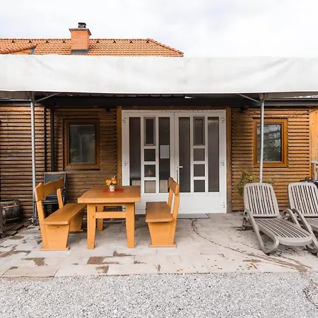 Apartmaji Natura Kolpa