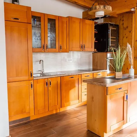 Apartmaji Natura Kolpa * Adlesici