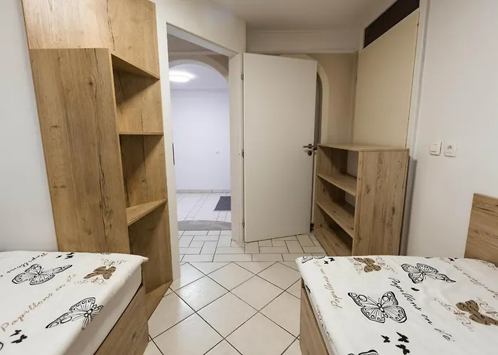 Apartmaji Natura Kolpa * Adlesici